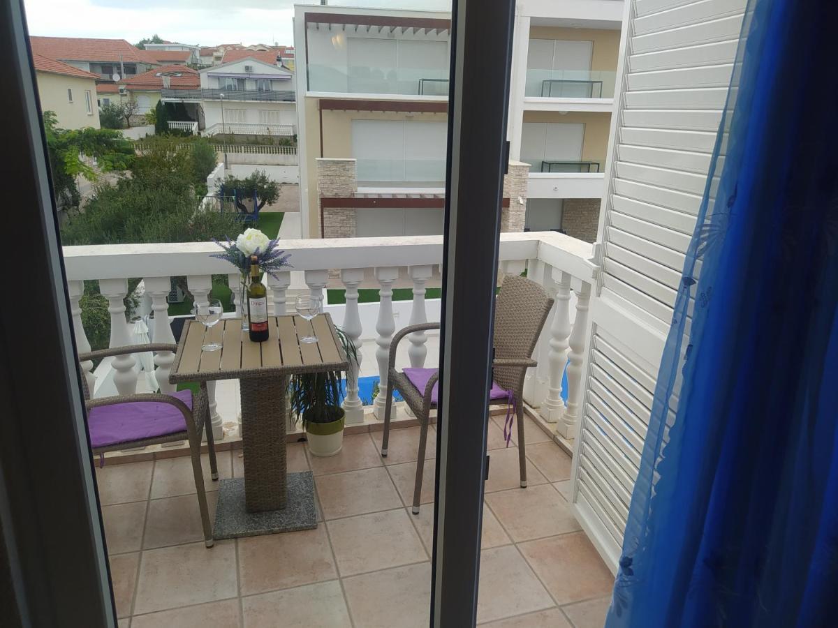 Apartmani Trubi 3 Vodice Exterior foto